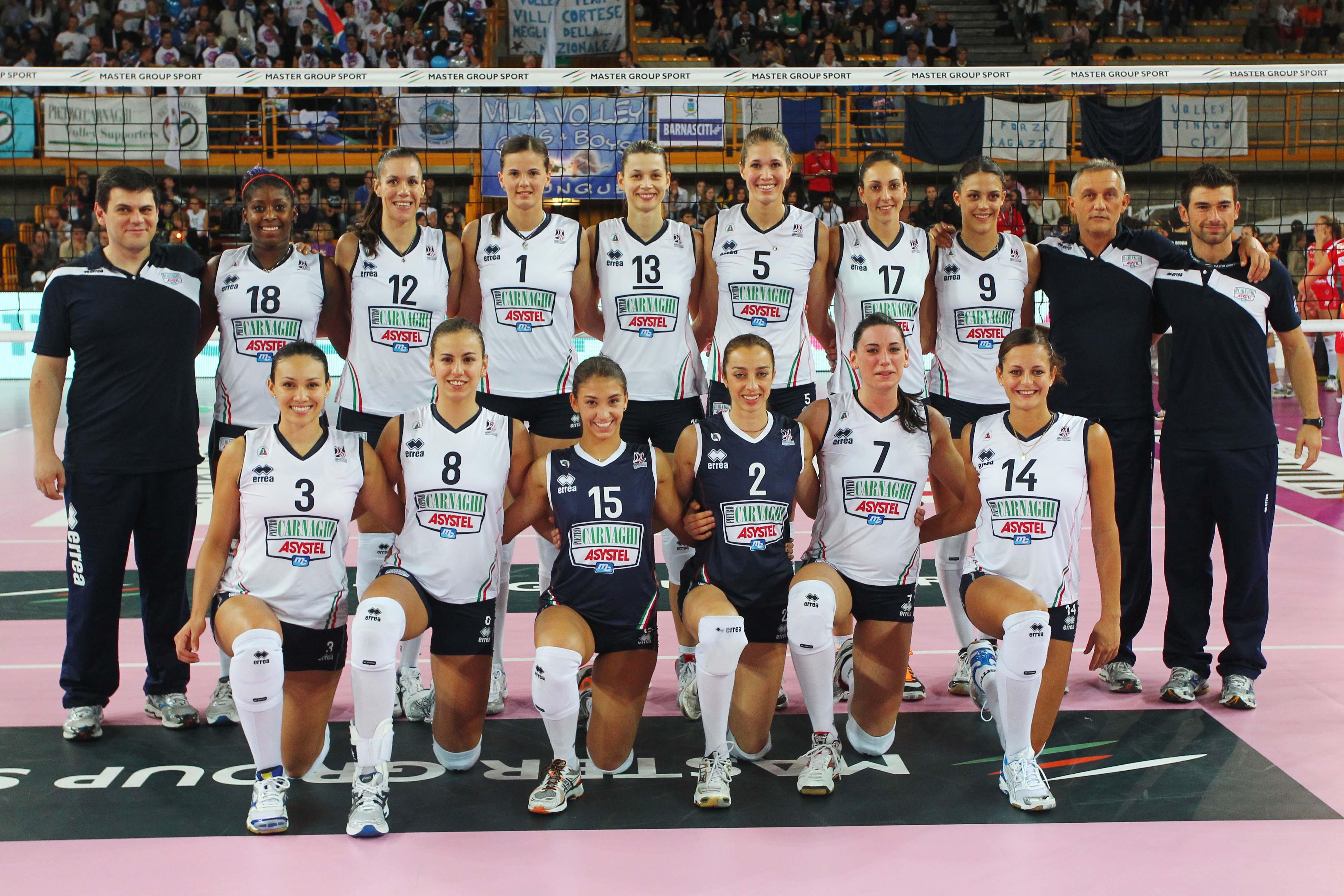 开云-那不勒斯士气爆棚，世俱杯半决赛遇上巴塞罗那，目标明确直指晋级的简单介绍